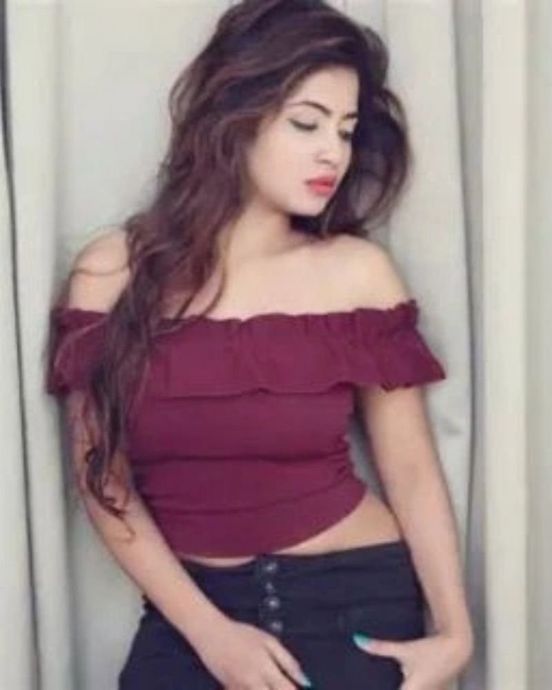 arushi Noida vip escort